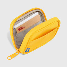 Load image into Gallery viewer, FjällRäven Kånken Card Wallet | Arctic Green