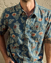 Load image into Gallery viewer, Toad &amp; Co Fletcher SS Shirt | Midnight Thistle