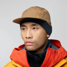 Load image into Gallery viewer, FjällRäven |Bergtagen Mountain Cap | Mustard Yellow/Dark Navy