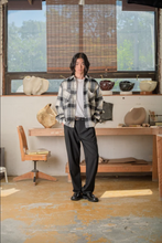Load image into Gallery viewer, Kuwalla | Linen Double Pleated Pants| Black