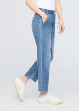 Load image into Gallery viewer, DU/ER | Performance Denim Lite Harbour Pant| Women's Collection | Light Stone