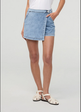 Load image into Gallery viewer, DU/ER | Performance Denim Lite Wrap Skort | Women's Collection | Light Stone