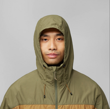 Load image into Gallery viewer, FjällRäven | High Coast Wind Jacket M | Navy