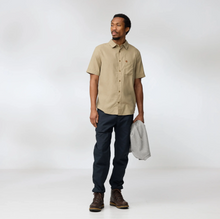 Load image into Gallery viewer, FjällRäven | Övik Travel Shirt SS M | Chalk White/Sandstone