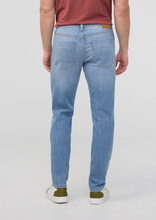 Load image into Gallery viewer, DU/ER | Performance Denim Slim| Oasis