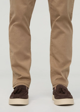 Load image into Gallery viewer, DU/ER | FlexTwill Relaxed Pull On Pant| Desert Khaki