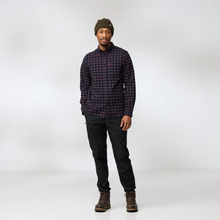 Load image into Gallery viewer, FjällRäven | Övik Flannel Shirt M | Dark Navy/Red