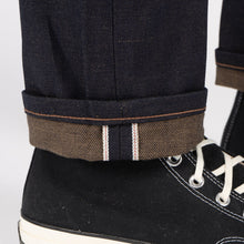 Load image into Gallery viewer, Naked &amp; Famous Double Dirty Faded Selvedge Denim
